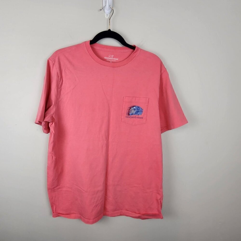 Vineyard Vines size L Men Lacrosse Helmet short sleeve t-shirt